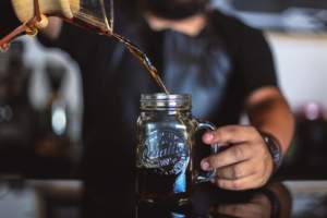 Cold-Brew-Pour-Mason-Jar-T-Shirt-Man